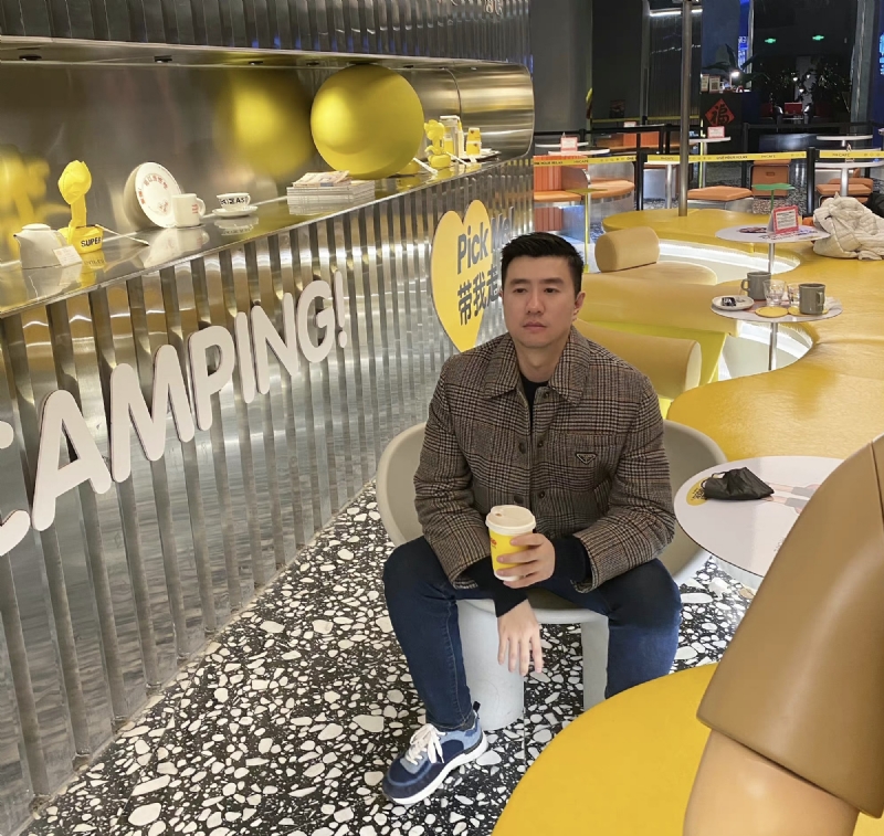 海邊漫步的第一张照片--新界父母相亲团