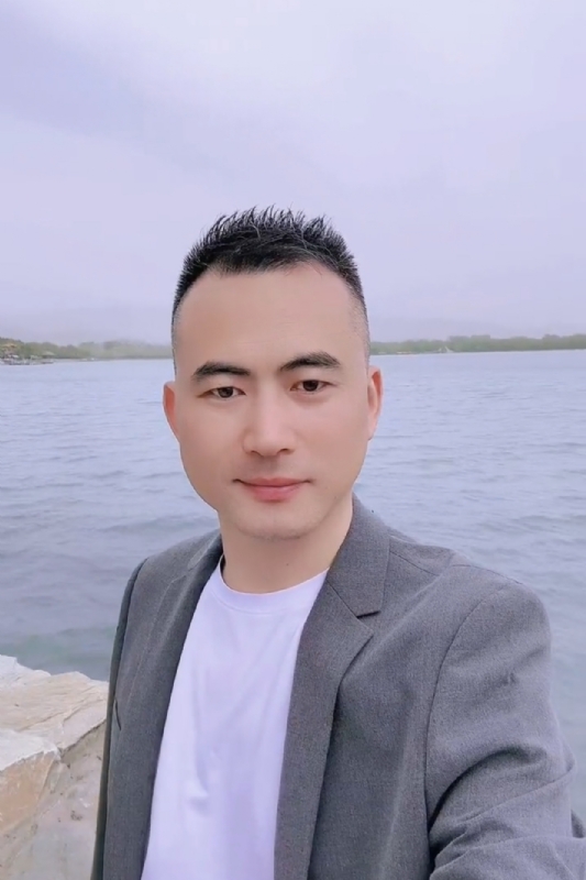 一往情深的第一张照片--新界父母相亲团